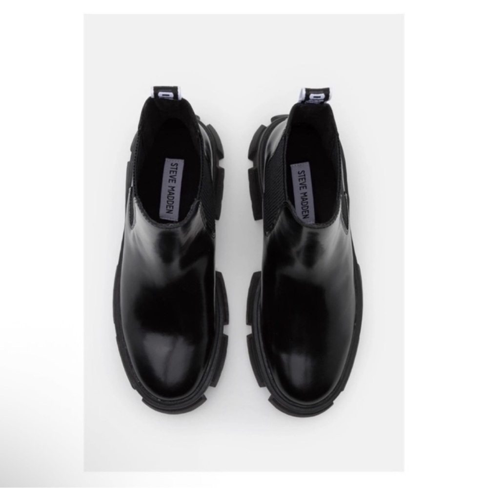 New! Steve Madden “Tusk” Black Chunky Lug Sole Chelsea Boots - Picture 6 of 14
